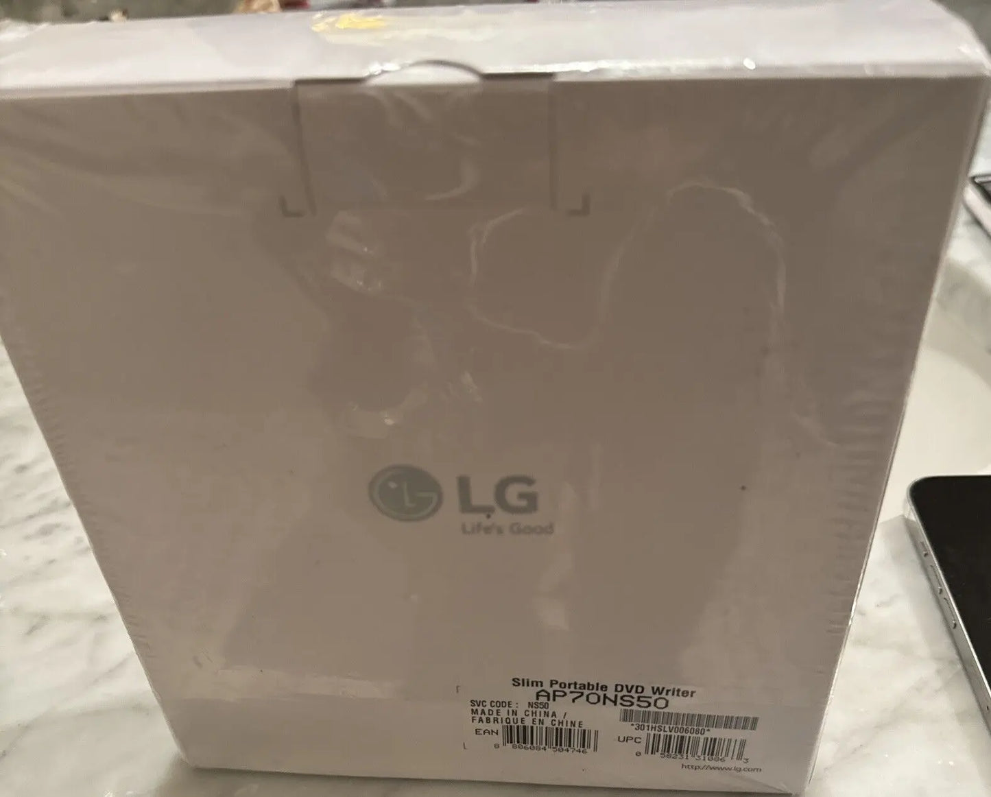 Super Drive LG AP70NS50 DVDRW DL USB 2.0 Slim SuperMulti Blade External Drive - Silver 8806084504746 Apple Computer, Inc