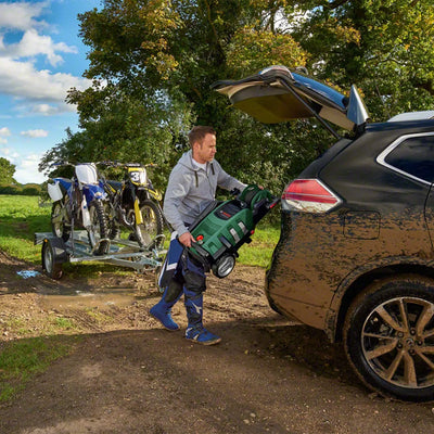 Nettoyeur haute-pression Bosch - AdvancedAquatak 160 (2600 W, 160 Bars, Débit maxi 580 l/h, Câble 5 m, Set d'accessoires) Karcher