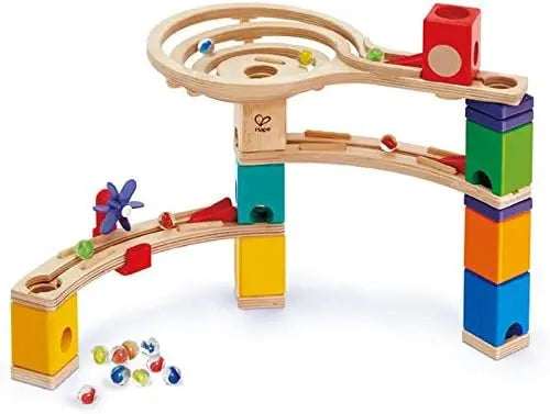 Jouetq pour enfant Circuit de billes Race to the Finish Hape Hape