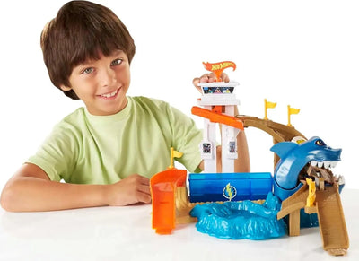 jouet pour enfant Hot Wheels® City Coffret L’Attaque du Requin avec 1 Voiture et Un Circuit avec créature redoutable, se connecte à d’Autres Coffrets, Jouet Enfant, Dès 4 Ans, HDP06 (Copie) Hot Wheels