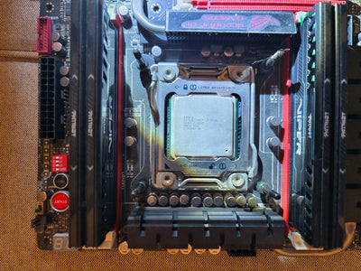 Processeur Intel Processeur Core i7 3930K / 3.20 GHz LGA 2011 Socket 12 Mo Cache version OEM Intel