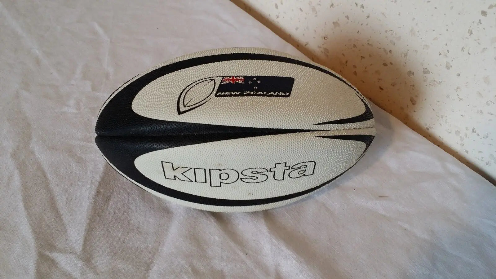 jouet pour enfant Petit Ballon de Rugby Kipsta  Décathlon Wonderbox