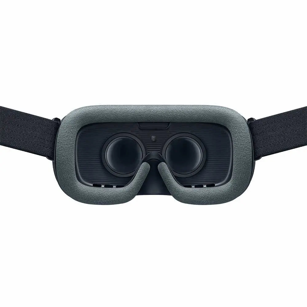 Test Samsung Gear VR : la réalité virtuelle mobile avec Oculus VR - Les  Numériques
